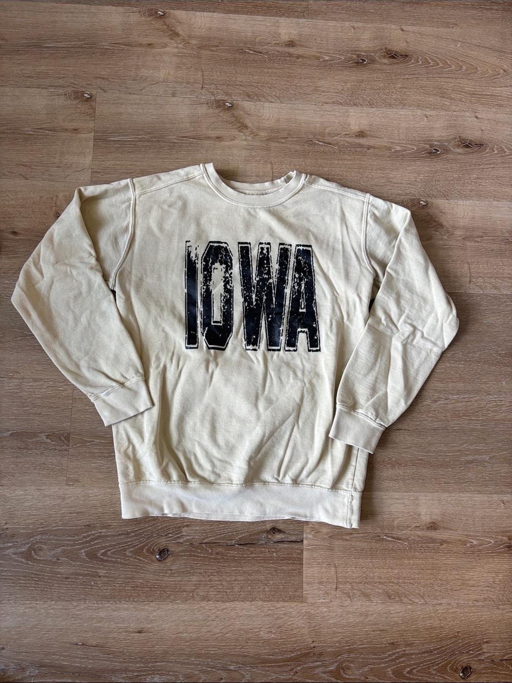 Comfort Colors Light Yellow Iowa Crewneck Sweatshirt